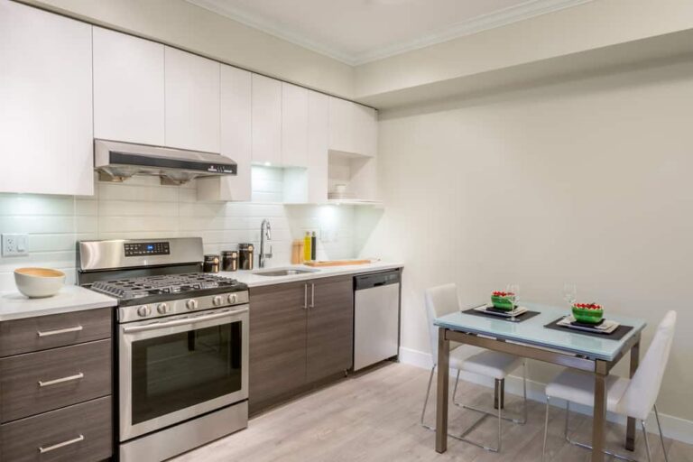 Kitchen Set Bintaro – Desain Custom Modern untuk Rumah & Apartemen
